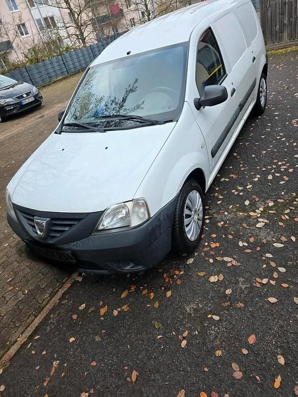 Weiß Gebraucht 2012 Dacia Logan Limousine | 2.500 € (Superpreis) - Bild 1/4