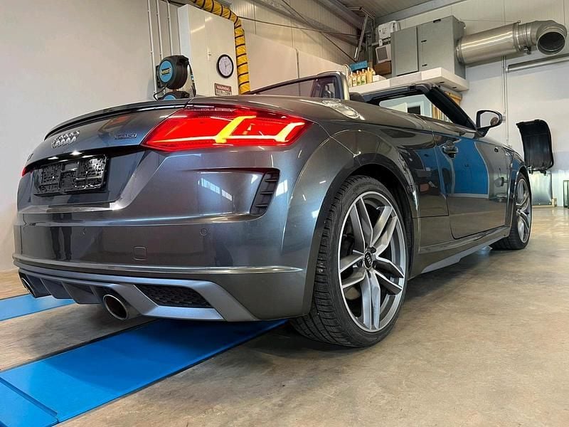 Gebraucht Audi TT 245 PS (180 kW) 2019 Grau Cabrio