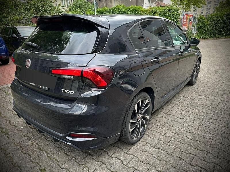 Gebraucht Fiat Tipo Sport 120 PS (88 kW) 2019 Schwarz Limousine