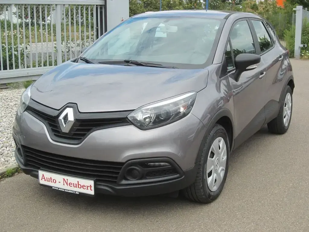 Gebraucht Renault Captur Life 90 PS (66 kW) 2016 Grau (metallic) SUV