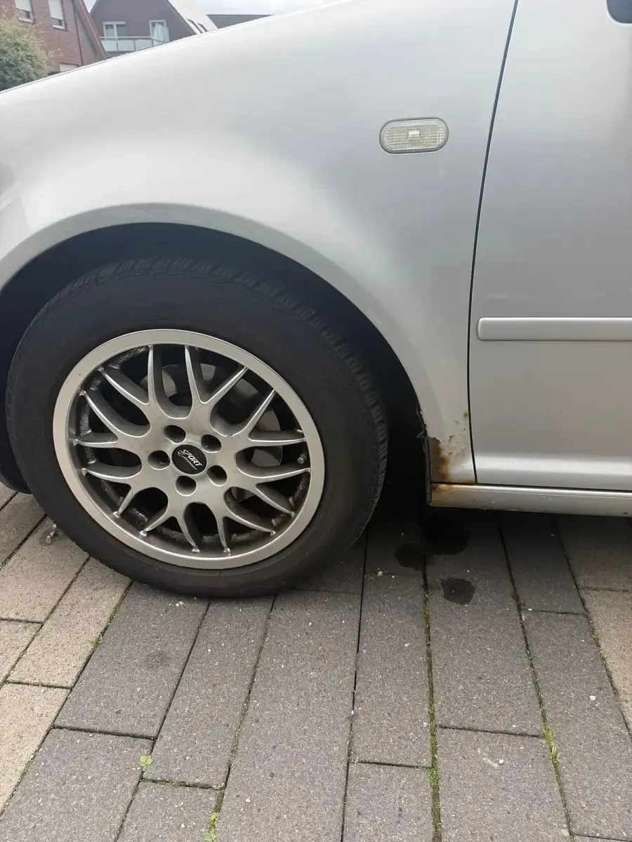 Gebraucht VW Bora 101 PS (74 kW) 1999 Silber Limousine