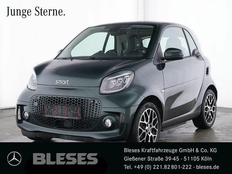 Grün Gebraucht 2023 Smart ForTwo Electric Drive Prime Exclusive Coupé | 17.800 € (Etwas zu teuer) - Bild 1/4