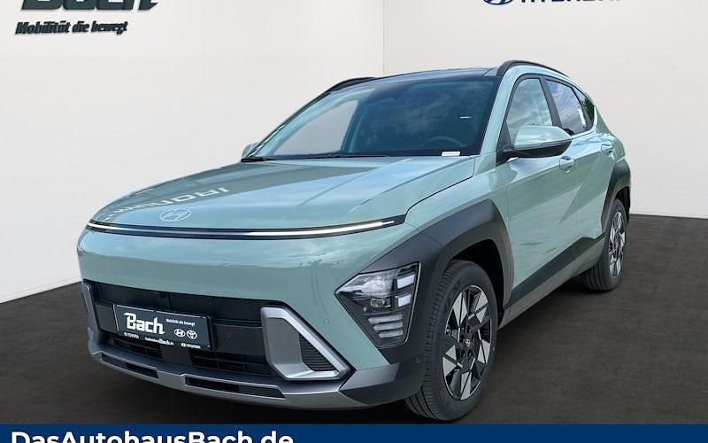 Grün Neu 2025 Hyundai Kona Prime SUV | 35.190 € (Etwas zu teuer) - Bild 1/4