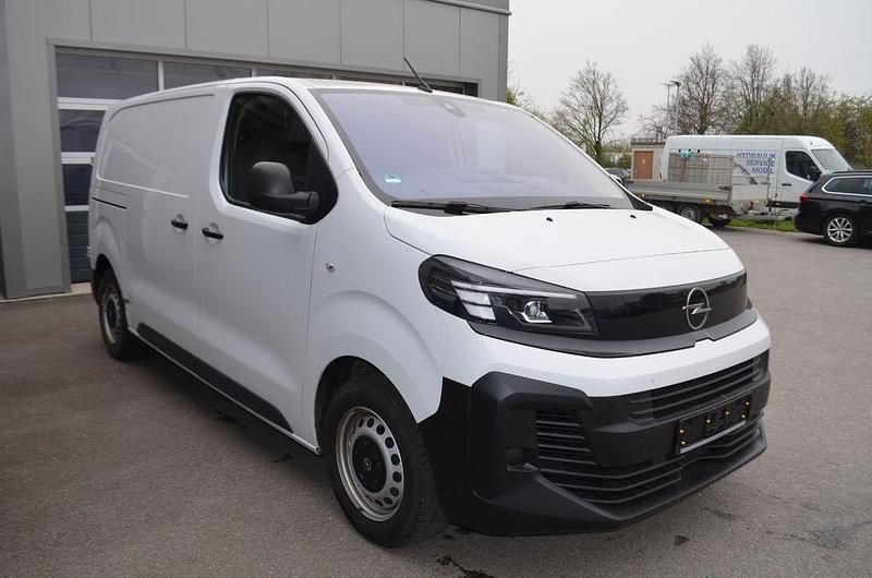 Gebraucht Opel Vivaro Edition 120 PS (88 kW) 2024 Weiß Van / Kleinbus