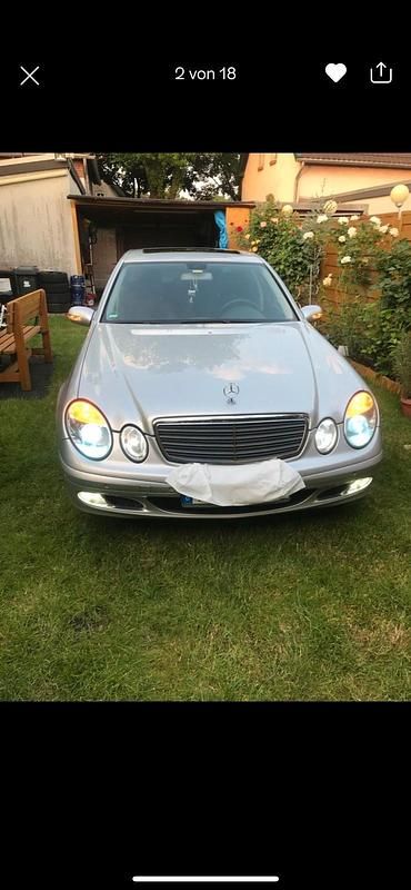 Silber Gebraucht 2005 Mercedes E280 Limousine | 6.000 € (Etwas zu teuer) - Bild 1/4