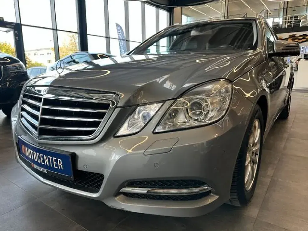 Second-hand Mercedes E250 Avantgarde 204 CP (150 kW) 2011 Argintiu Break