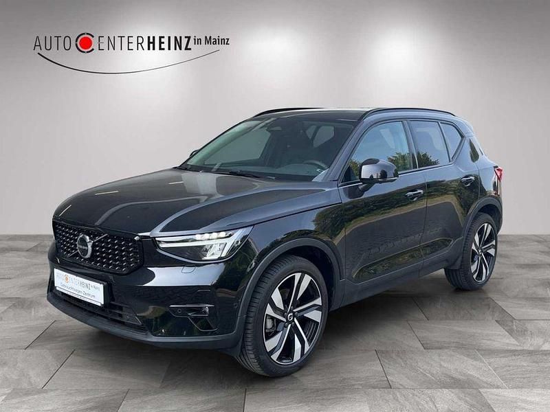 Schwarz Gebraucht 2022 Volvo XC40 Ultimate SUV | 43.900 € - Bild 1/4