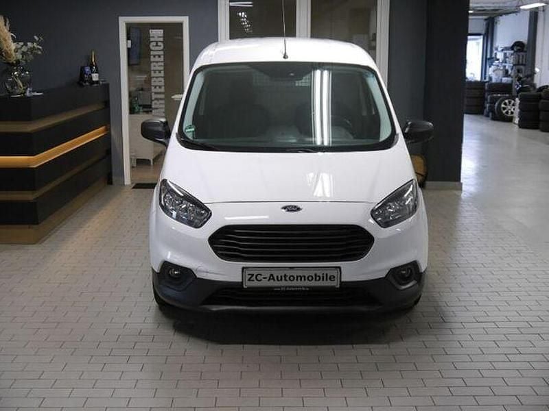Gebraucht Ford Transit 160 PS (117 kW) 2019 Weiß Limousine