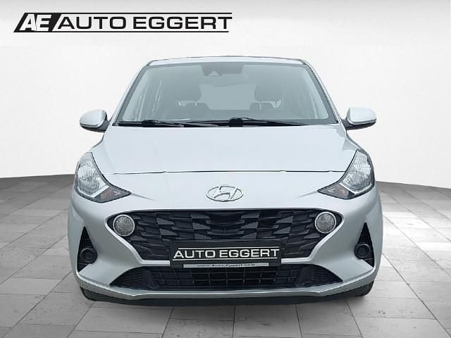 Gebraucht Hyundai i10 Select 67 PS (49 kW) 2023 Silber Kleinwagen