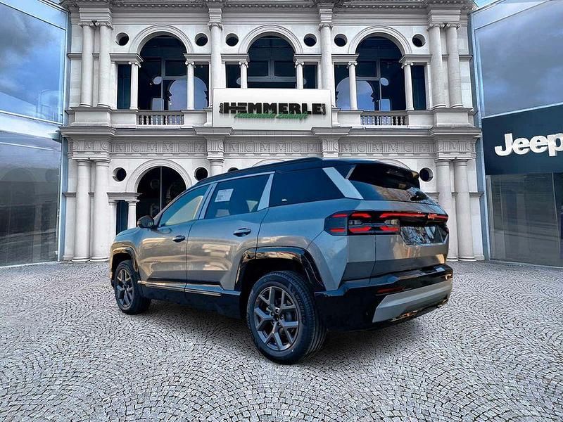 Neu Jeep Compass 145 PS (106 kW) 2026 Grau SUV