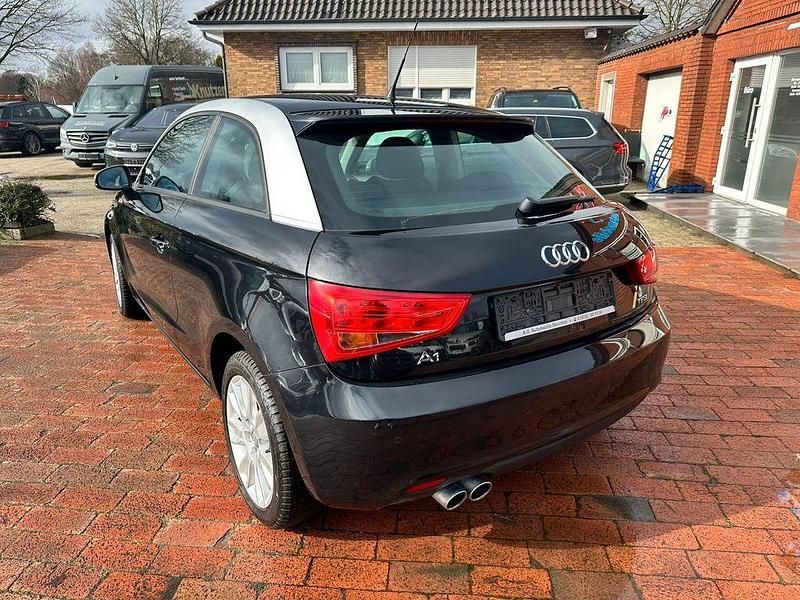 Gebraucht Audi A1 Ambition 122 PS (89 kW) 2011 Schwarz Kleinwagen