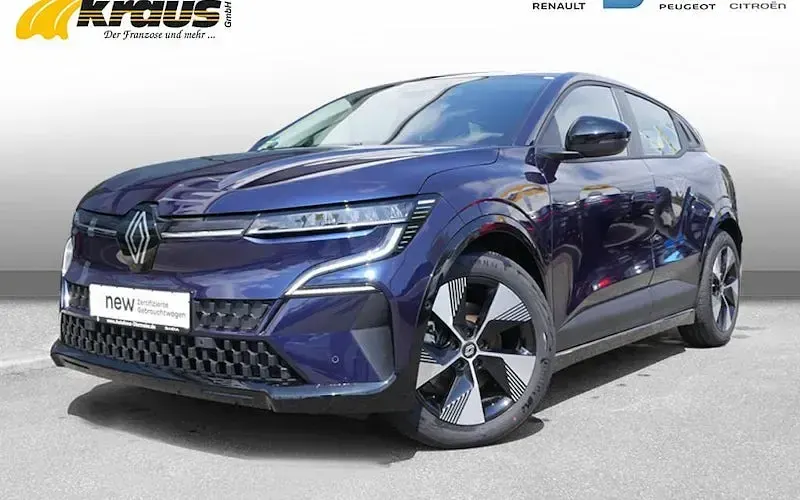 Używany Renault Megane E-Tech Evolution 160 kW (218 KM) 2022 Niebieski Sedan/Limuzyna