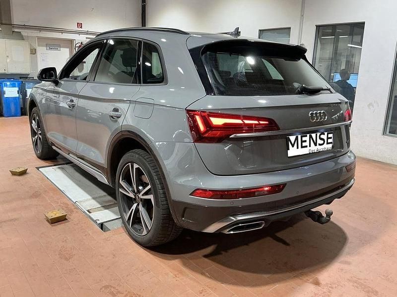 Gebraucht Audi Q5 S-Line 299 PS (219 kW) 2022 Individuallackierungen audi excl SUV