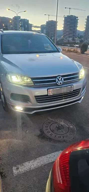 Gebraucht VW Touareg 245 PS (180 kW) 2013 Silber SUV