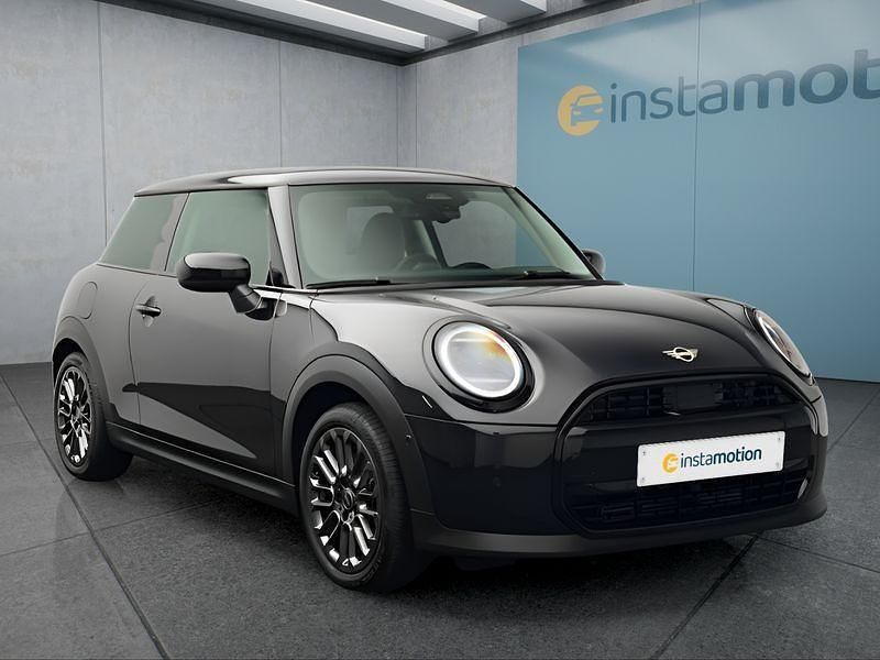 Gebraucht Mini Cooper 156 PS (114 kW) 2024 Schwarz Kleinwagen