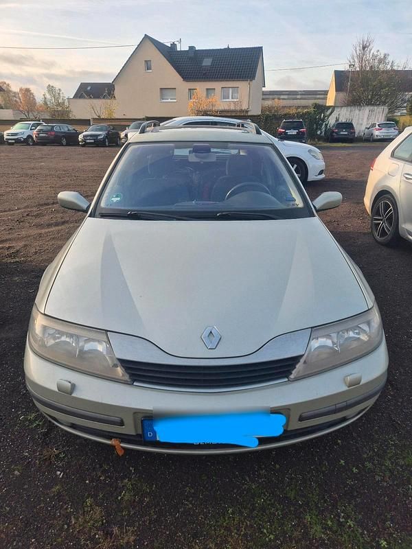 Gelb Gebraucht 2002 Renault Laguna II Kombi | 650 € (Guter Preis) - Bild 1/4