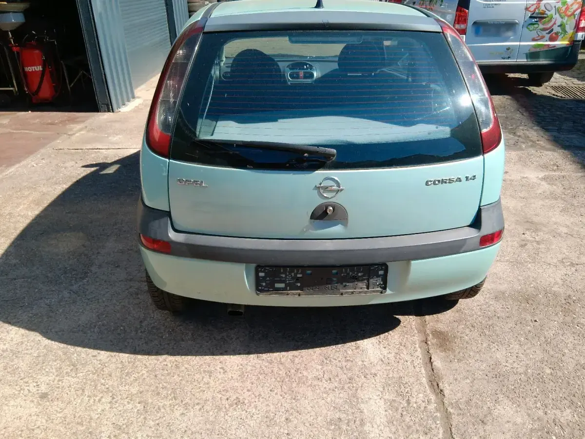 Gebraucht Opel Corsa 90 PS (66 kW) 2000 Grün Kleinwagen