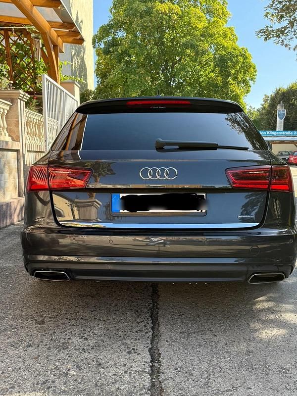 Gebraucht Audi A6 S-Line 218 PS (160 kW) 2015 Grau Kombi