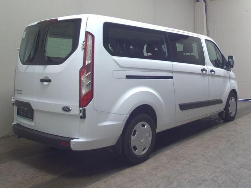 Gebraucht Ford Transit Custom 150 PS (110 kW) 2023 Frost weiss Kombi