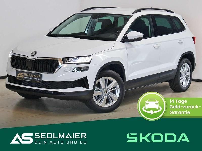 Weiß Gebraucht 2024 Skoda Karoq Selection SUV | 35.900 € (Fairer Preis) - Bild 1/4