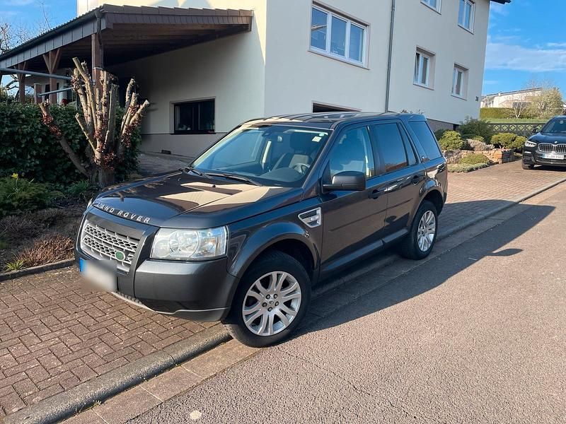 Gebraucht Land Rover Freelander 2 152 PS (111 kW) 2010 Grau SUV