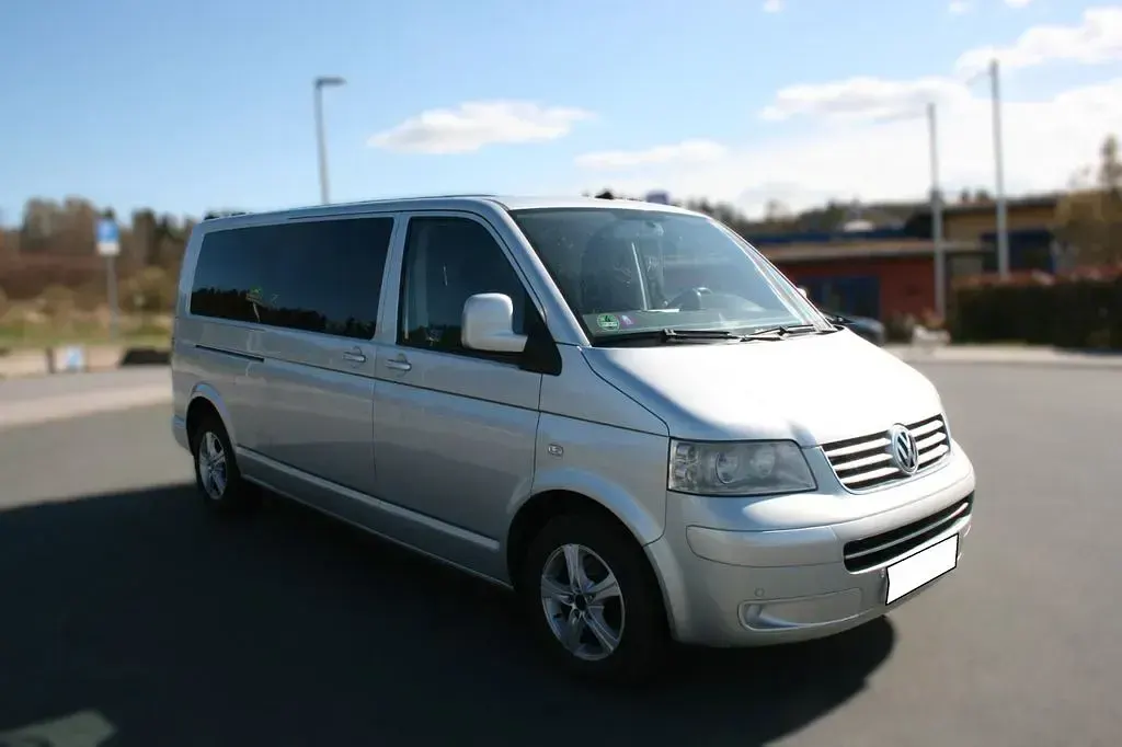 Gebraucht VW Caravelle 174 PS (127 kW) 2007 Silber Van