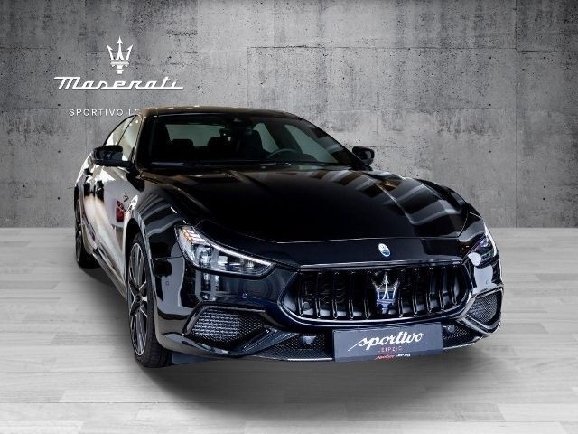 Grün Gebraucht 2021 Maserati Ghibli Coupé | 109.222 € - Bild 1/4