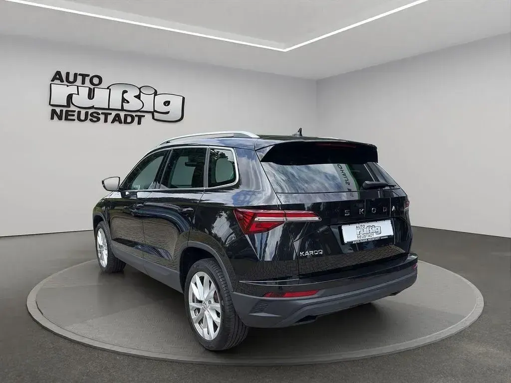 Gebraucht Skoda Karoq Selection 150 PS (110 kW) 2025 Schwarz SUV
