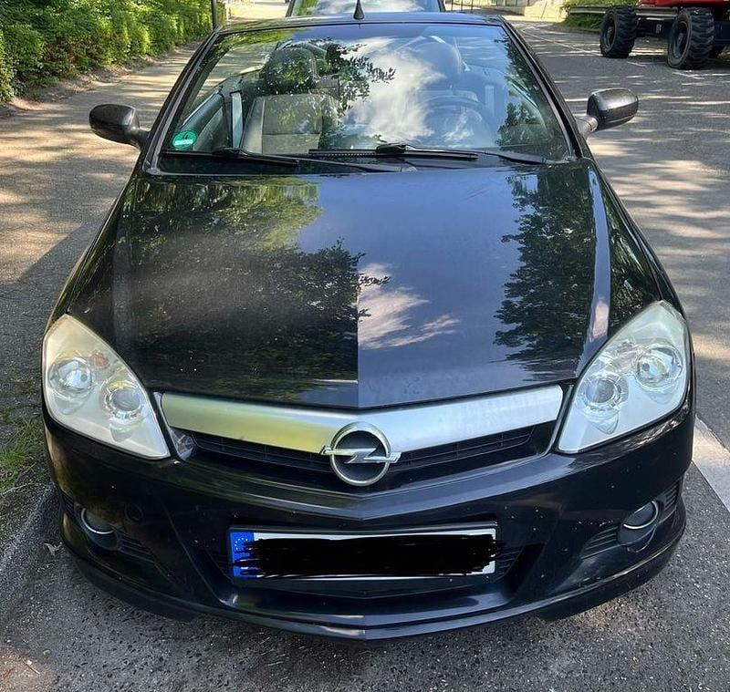 Gebraucht Opel Tigra OPC 90 PS (66 kW) 2006 Schwarz Cabrio