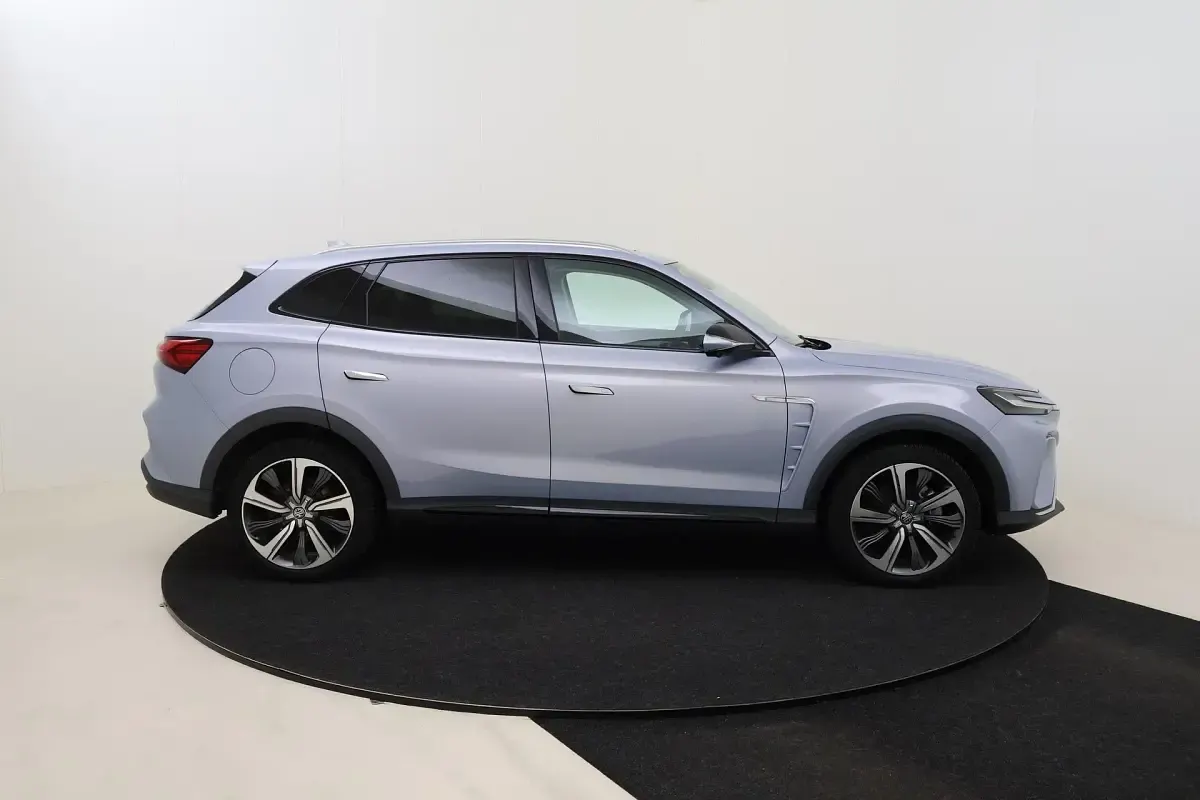 Gebraucht MG Marvel R Performance 211 kW (288 PS) 2023 Prism blue SUV