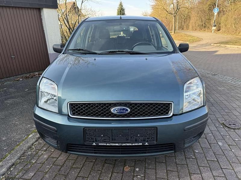 Neptungrün metallic Gebraucht 2004 Ford Fusion Trend Kleinwagen | 2.000 € (Fairer Preis) - Bild 1/4