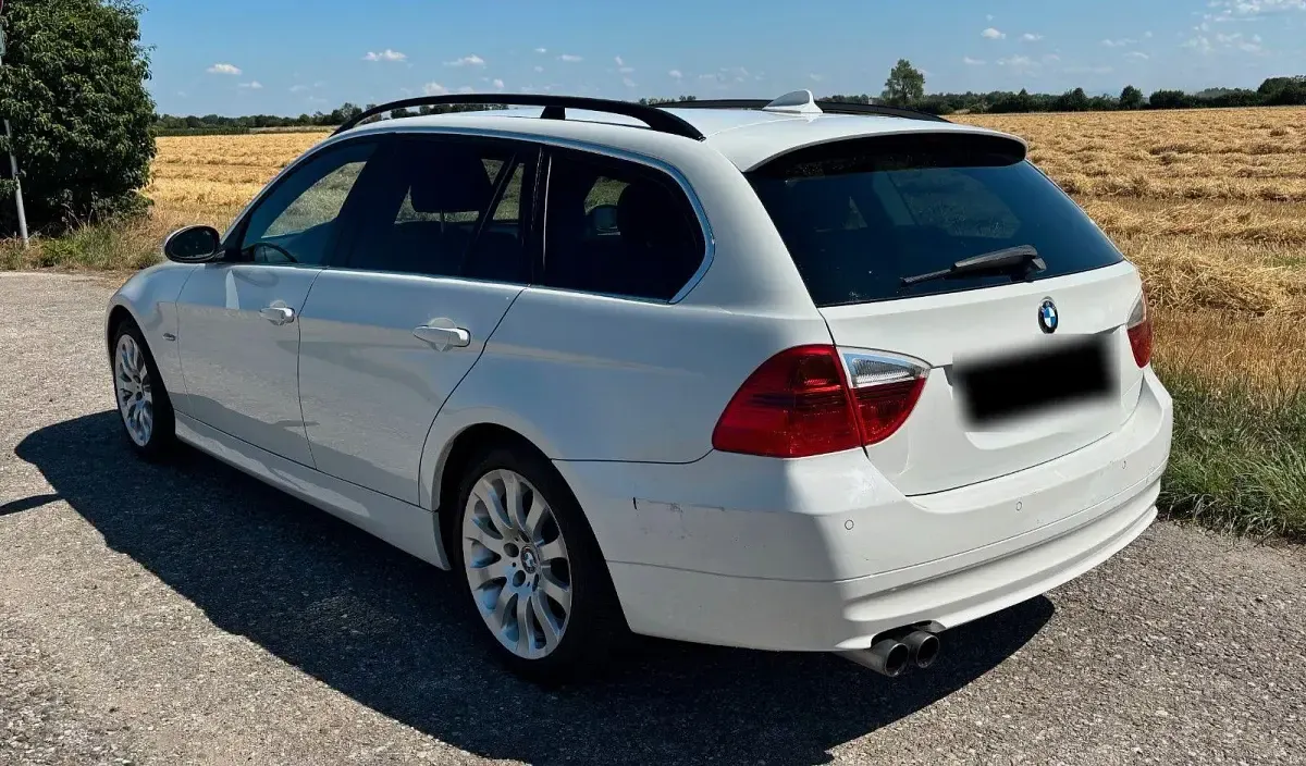 Gebraucht BMW 325 218 PS (160 kW) 2008 Weiß Kombi