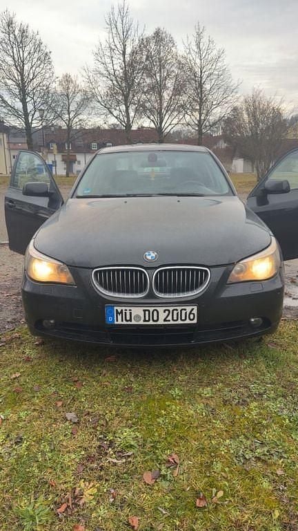 Gebraucht BMW 523 177 PS (130 kW) 2006 Schwarz Limousine