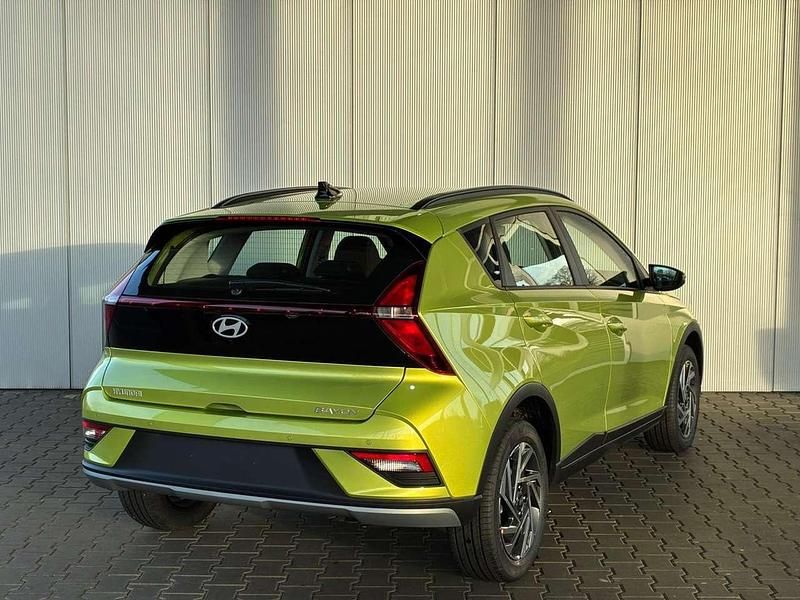 Neu Hyundai Bayon 90 PS (66 kW) 2025 Lucid lime SUV
