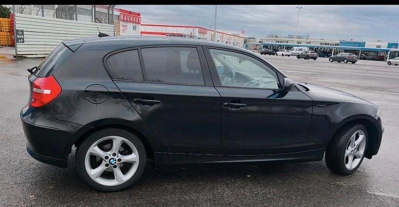 Gebraucht BMW 116 116 PS (85 kW) 2007 Schwarz Kleinwagen