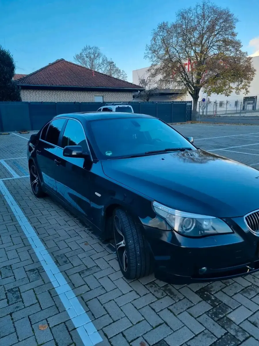 Brugt BMW 523 2006 Sort Sedan