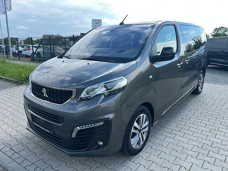 Gebraucht Peugeot Traveller Allure 177 PS (130 kW) 2022 Lackierung platiniumgrau/typ au Van / Kleinbus
