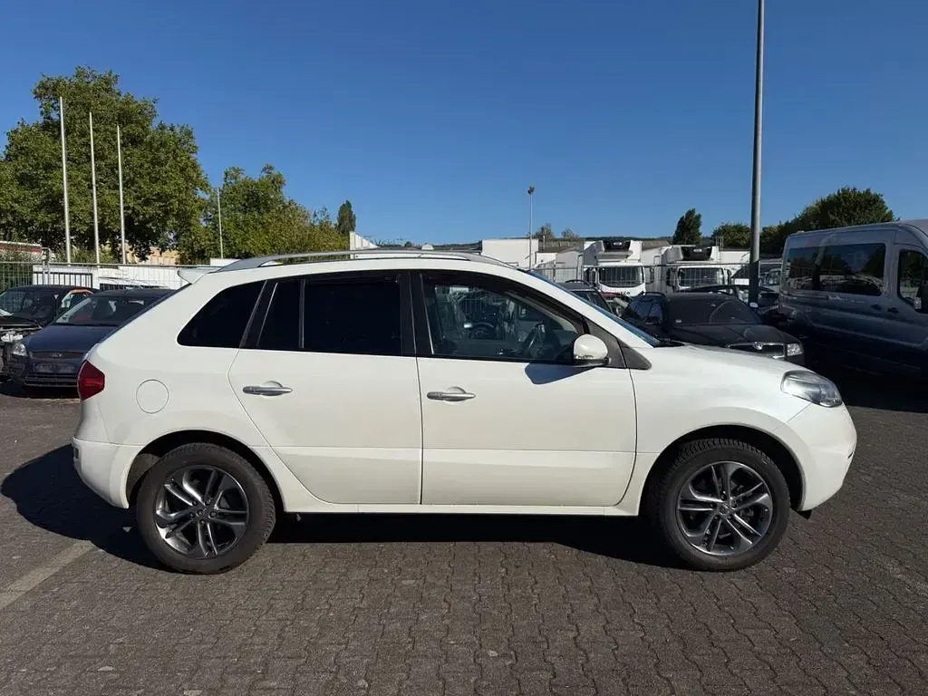 Gebraucht Renault Koleos Night&Day 173 PS (127 kW) 2013 Weiß SUV