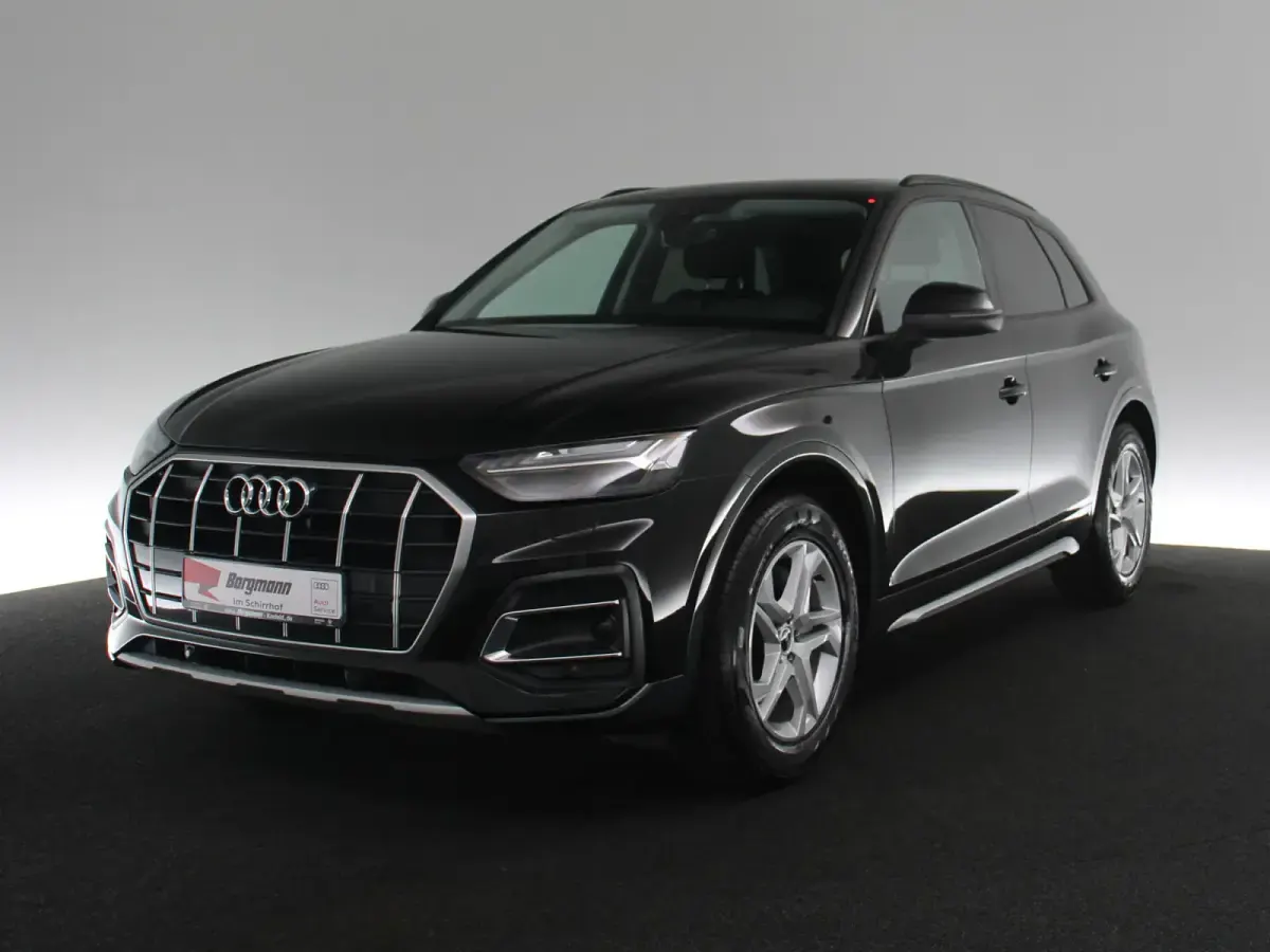 Gebraucht Audi Q5 Advanced 163 PS (119 kW) 2022 Schwarz / mythosschwarz SUV
