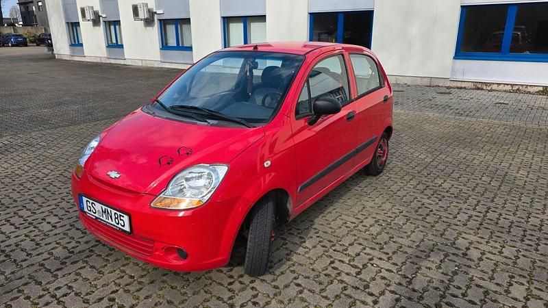 Gebraucht Chevrolet Matiz 52 PS (38 kW) 2010 Rot Kleinwagen