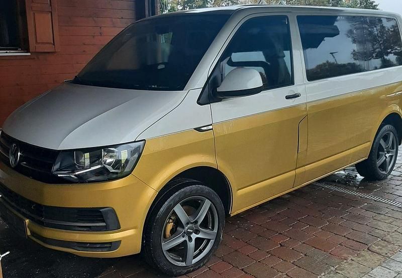 Gebraucht VW Transporter 102 PS (75 kW) 2016 Beige Van
