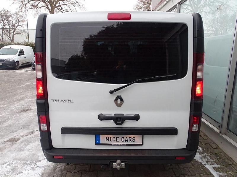 Gebraucht Renault Trafic 110 PS (80 kW) 2024 Weiß Van / Kleinbus