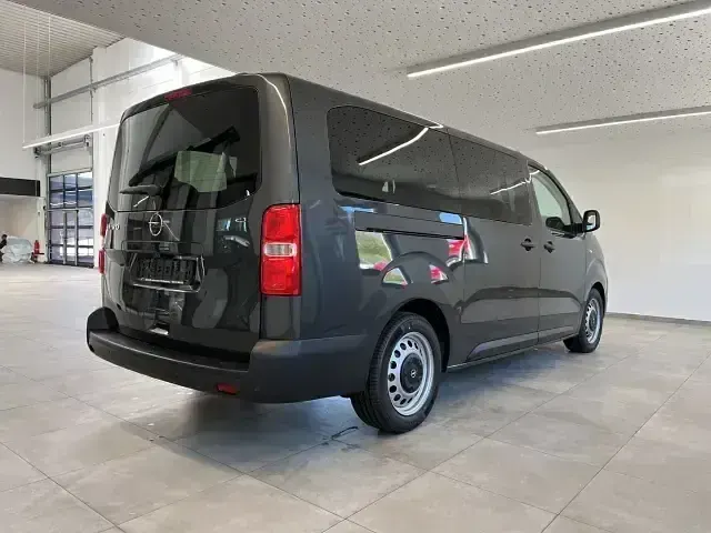 Neu Opel Vivaro-e Combi 179 PS (131 kW) 2026 Grau Van / Kleinbus
