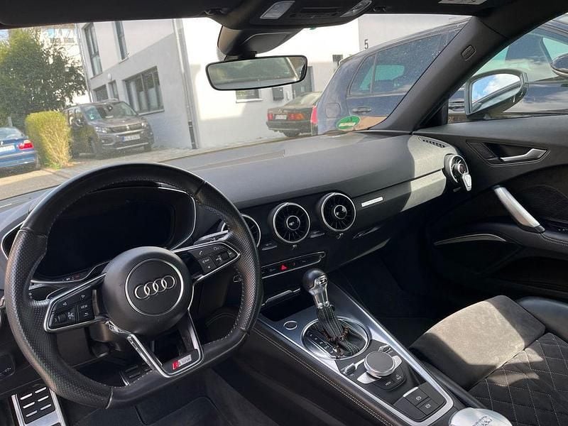 Gebraucht Audi TT S-Line 230 PS (169 kW) 2017 Blau Coupé