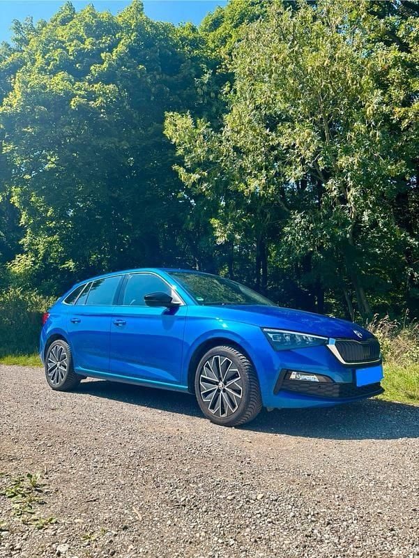 Blau Gebraucht 2019 Skoda Scala Style Kleinwagen | 15.500 € (Superpreis) - Bild 1/4