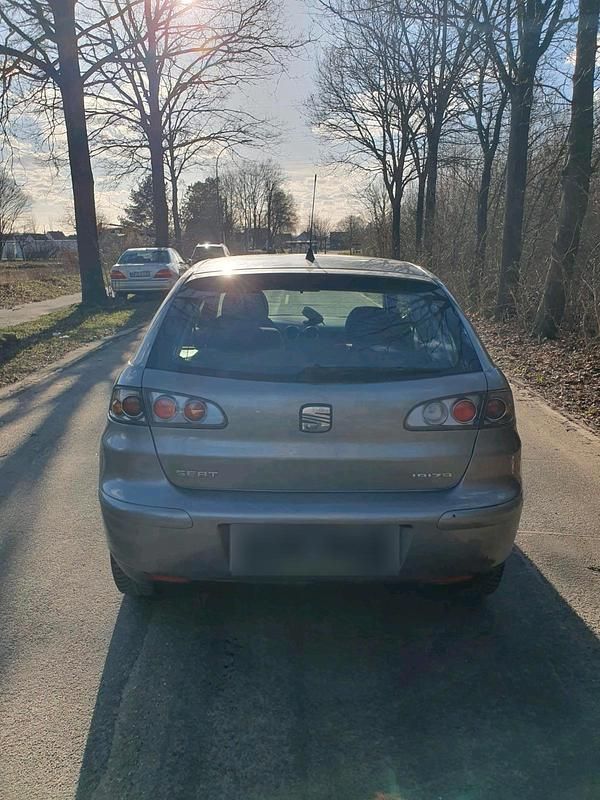 Gebraucht Seat Ibiza 75 PS (55 kW) 2005 Grau Kleinwagen