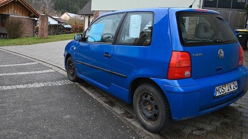 Gebraucht VW Lupo 60 PS (44 kW) 2004 Blau Kleinwagen