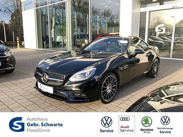 Obsidianschwarz metalliclack (metallic) Gebraucht 2016 Mercedes SLC300 AMG Cabrio | 34.990 € (Guter Preis) - Bild 1/4