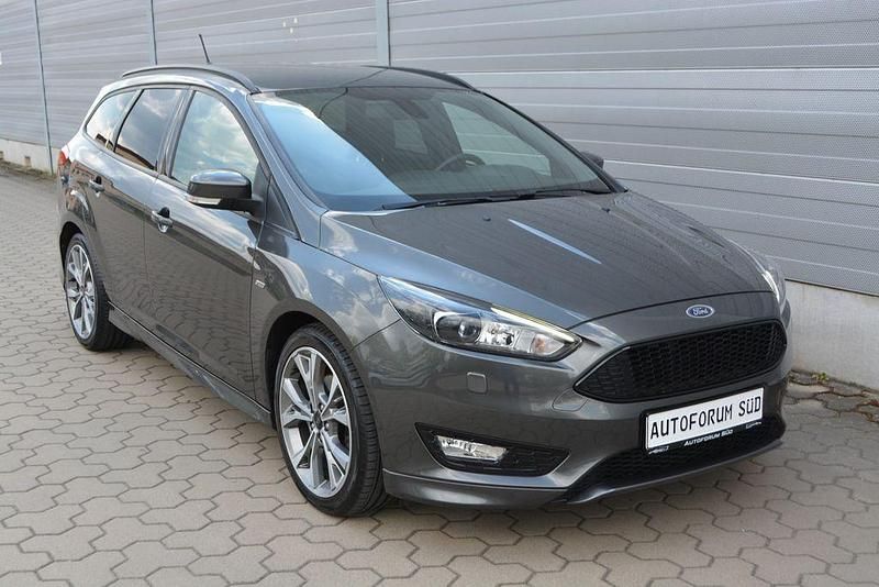 Second-hand Ford Focus ST-Line 182 CP (133 kW) 2018 Gri Berlinǎ