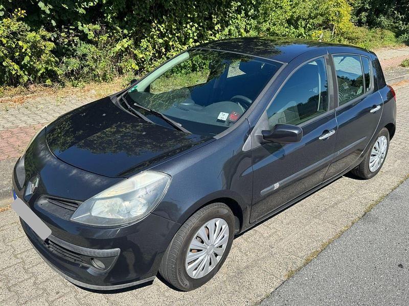 Schwarz Gebraucht 2006 Renault Clio II Limousine | 2.799 € (Fairer Preis) - Bild 1/4